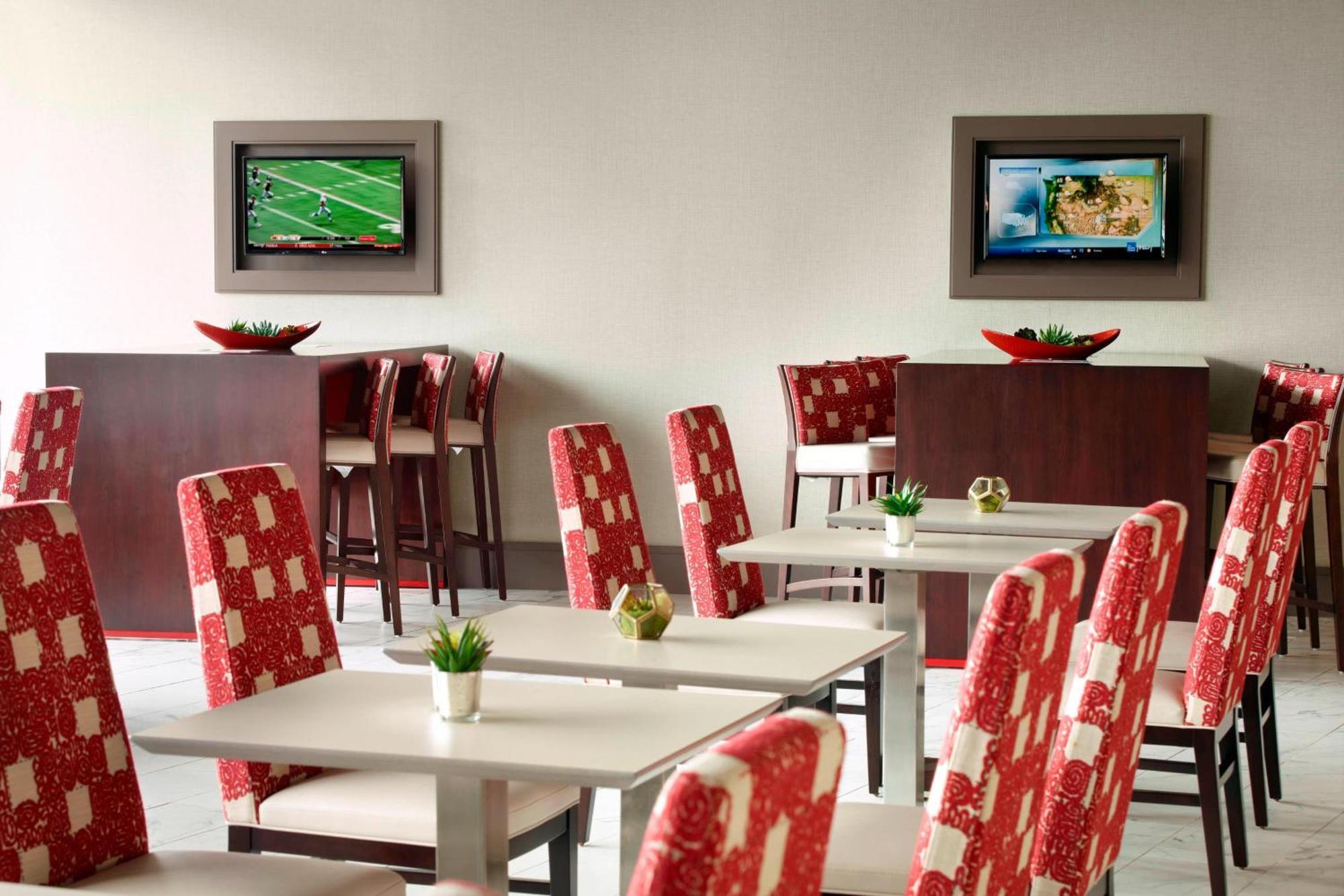 Residence Inn By Marriott Columbus Osu Hotel 4*